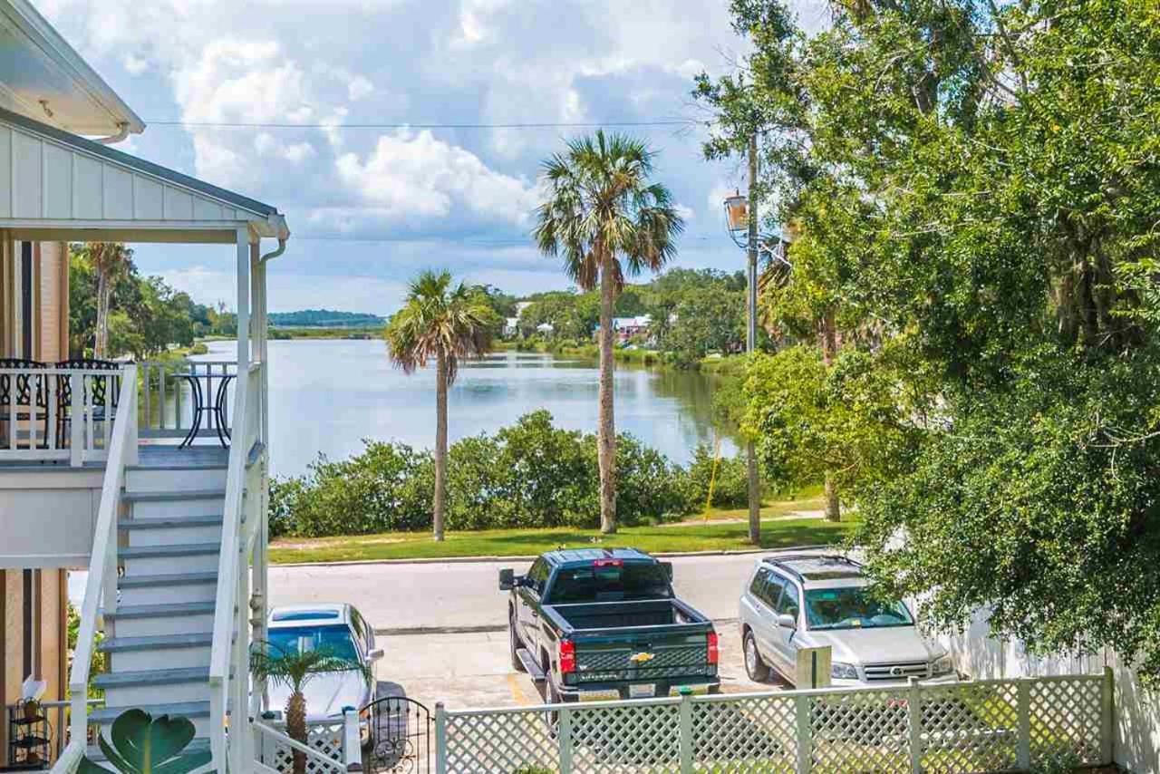 Cozy Quiet St Augustine Private Condo - 2Bed, 1 Bath, Sleeps 6, Steps To Historic St Augustine Center & All Tourist Attractions, Restaurants, Cafes, Backyard, Porch St. Augustine Exteriör bild